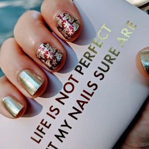 Maple court color street